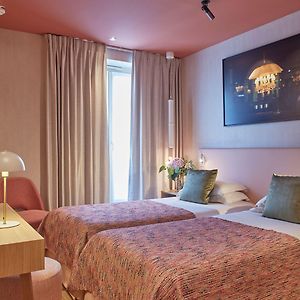 Klassieke Kamer met Twee Aparte Bedden